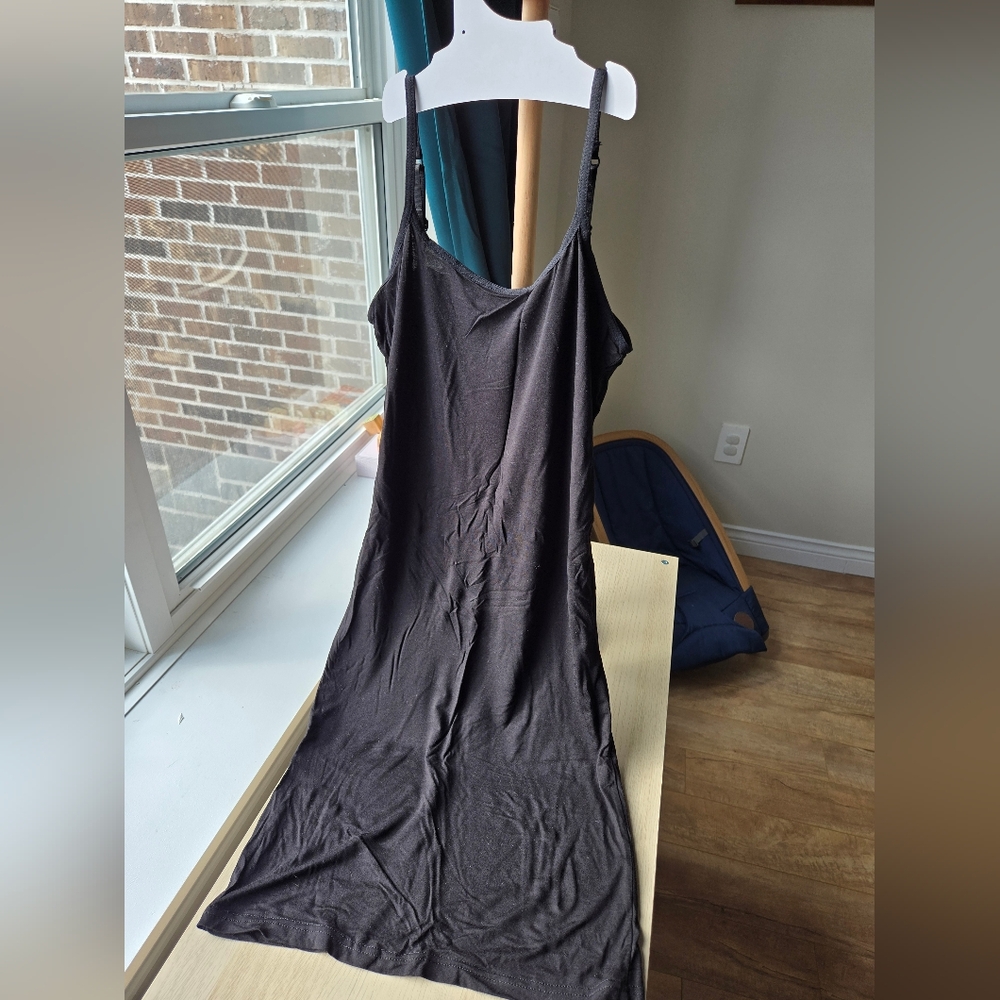 Black Sleeveless Maxi Dress